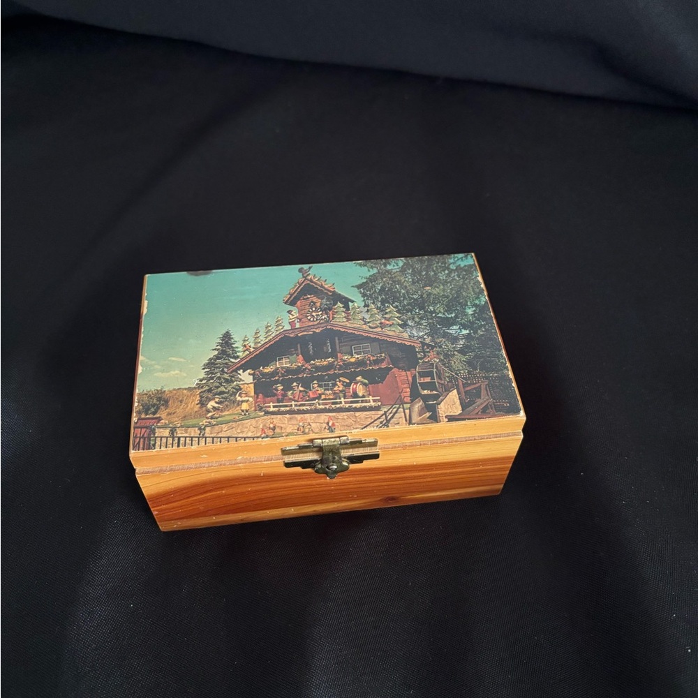 Vintage Wooden Trinket Box with Scenic Design